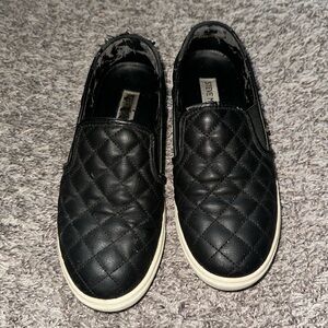 Steve Madden ECENTRCQ BLACK - Size 5.5